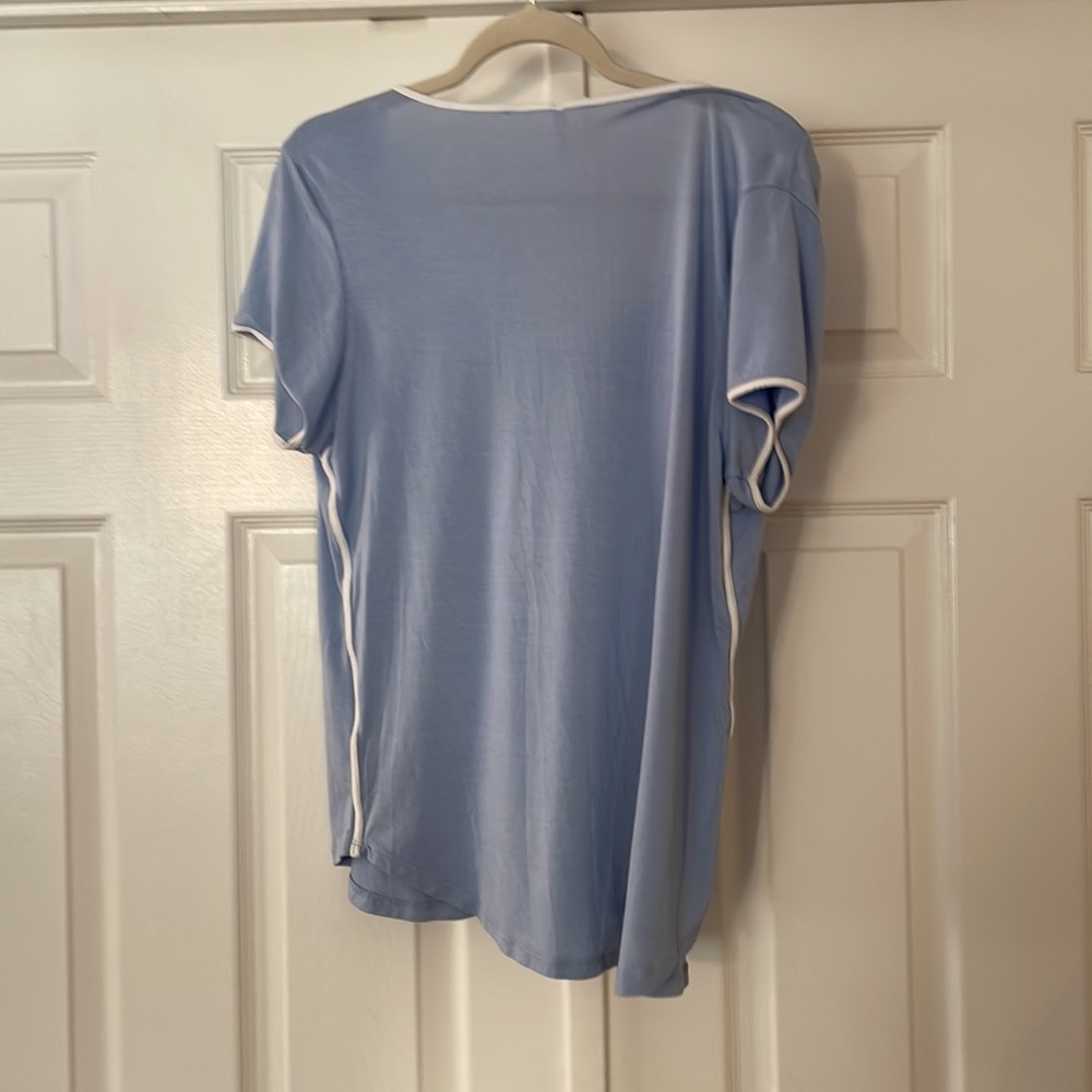 Color Thread light blue shirt - Picture 3 of 4